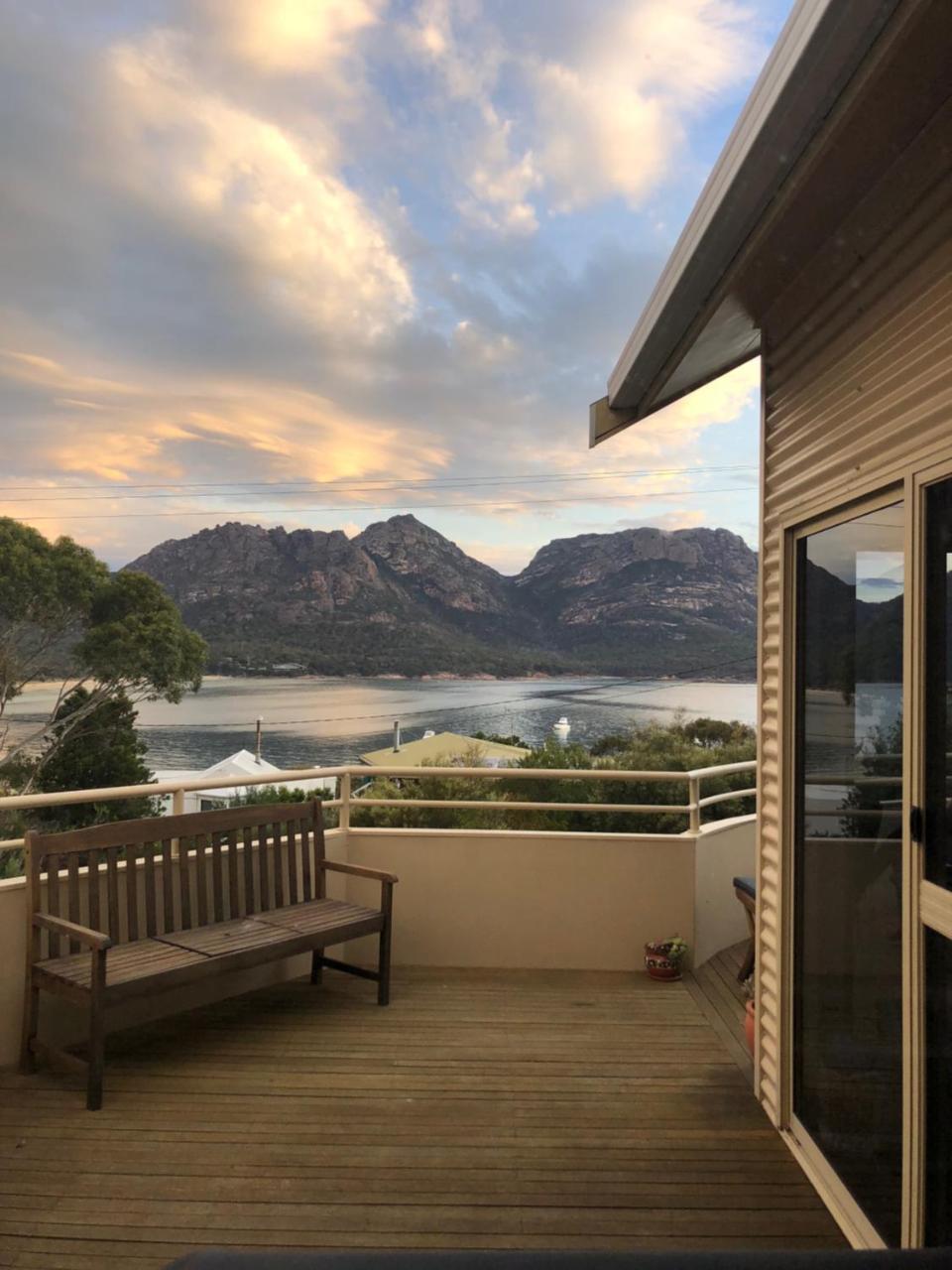 Freycinet Beach House Coles Bay Eksteriør billede